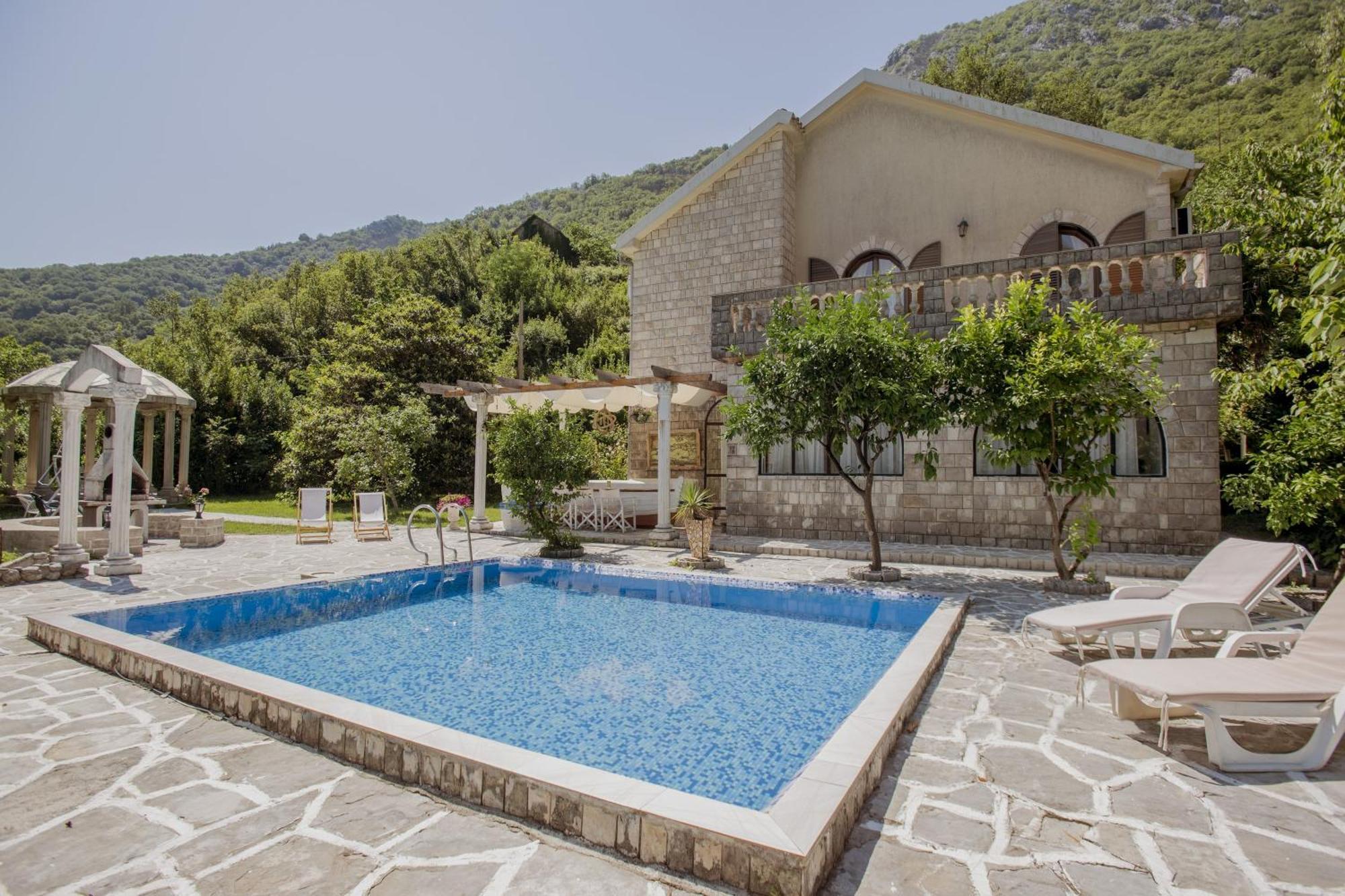 Villa D'Amore Montenegro Donji Morinj Exterior foto